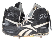 Load image into Gallery viewer, 1994 Frank Thomas Game Used &amp; Signed Reebox Cleats