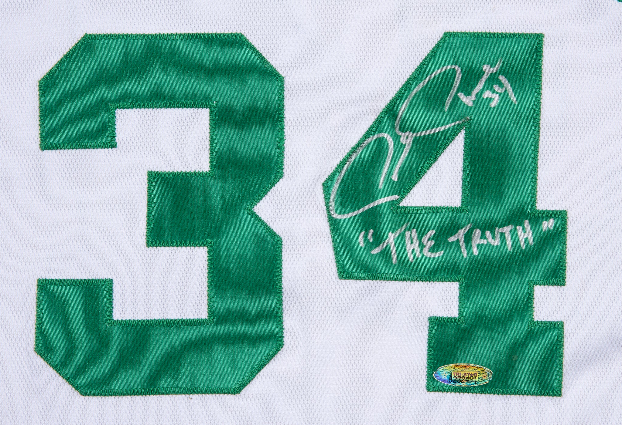 2000-2001 Paul Pierce Game Used and Signed Boston Celtics Home