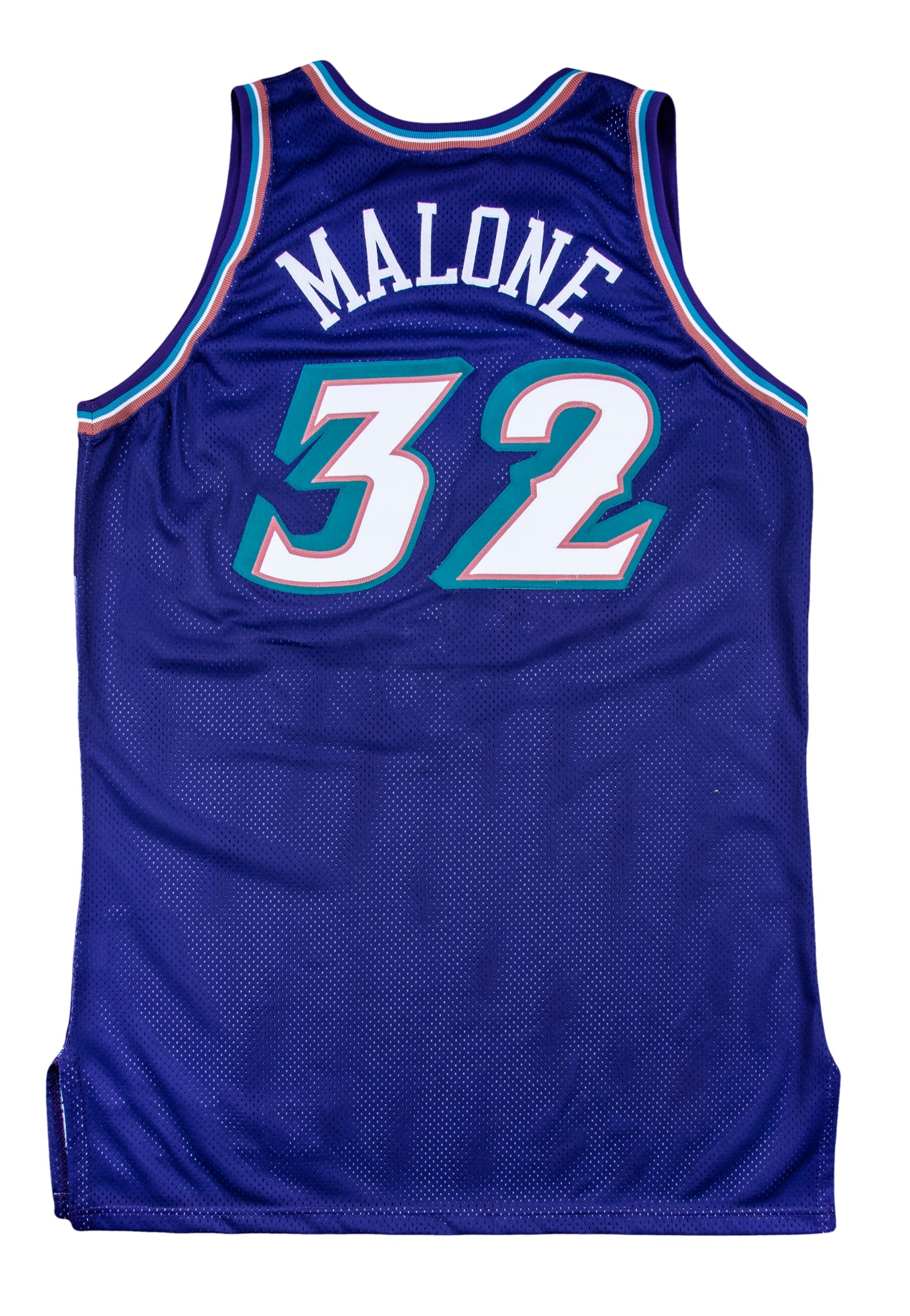 The Utah jazz in the NBA Karl Malone autograph throwback jerseys